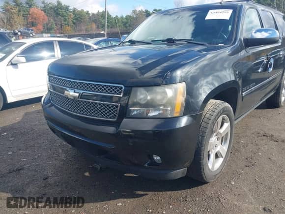 2010 Chevrolet Suburban LTZ with VIN 1GNUKKE32AR177132, listed as a IAAI auction lot 43494292 with 167,342 mi miles and . Bid and sale history available at DreamBid. Image 6.
