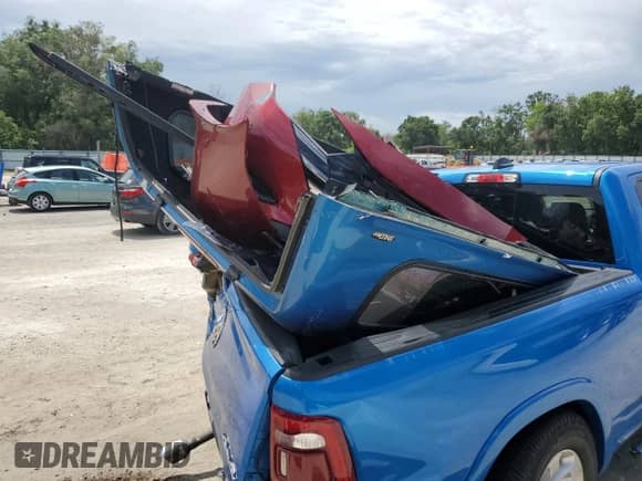 2021 Ram 1500 Laramie z VIN 1C6SRFRT8MN676288, wystawiony jako Copart lot #60445645 z przebiegiem 79 035 mil mil oraz Nie do naprawy • Non repairable. Historia ofert i sprzedaży dostępna na DreamBid. Obrazek 12.