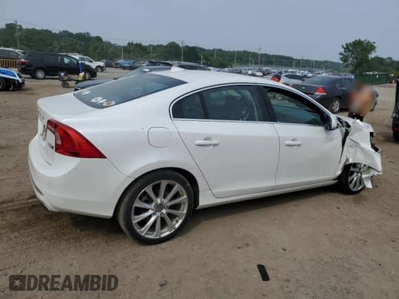 2018 Volvo S60 Inscription Platinum z VIN LYV402TM9JB170194, wystawiony jako Copart lot #60866295 z przebiegiem 42 962 mil mil oraz Szkoda całkowita • Salvage title. Historia ofert i sprzedaży dostępna na DreamBid. Obrazek 3.