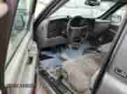 1999 Chevrolet Silverado 1500 с VIN 1GCEK14V5XZ124718, выставлен на аукционе Copart как лот 72645484 с пробегом Не указан миль и Списание • Salvage title. История ставок и продаж доступна на DreamBid. Изображение 8.