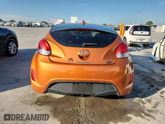 2015 Hyundai Veloster with VIN KMHTC6AD3FU219198, listed as a Copart auction lot 81516035 with 77,510 mi miles and Salvage title. Bid and sale history available at DreamBid. Image 6.