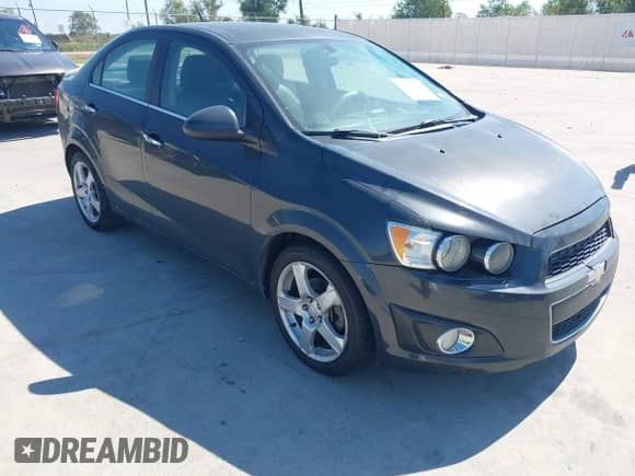 2014 Chevrolet Sonic LTZ with VIN 1G1JE5SB6E4203338, listed as a IAAI auction lot 43414724 with 126,365 mi miles and . Bid and sale history available at DreamBid. Image 1.