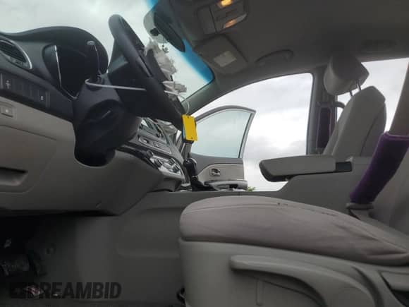 2016 Kia Sedona L with VIN KNDMA5C18G6111595, listed as a Copart auction lot 58305785 with 118,820 mi miles and Salvage title. Bid and sale history available at DreamBid. Image 7.