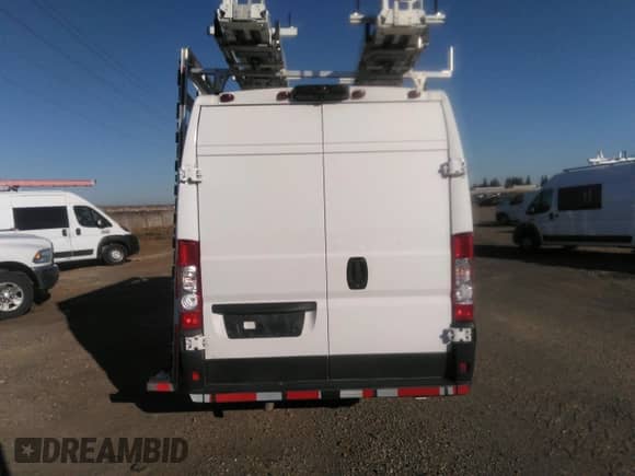 2023 Ram ProMaster Cargo с VIN 3C6MRVJG4PE538080, выставлен на аукционе IAAI как лот 43261391 с пробегом 44 862 миль миль и . История ставок и продаж доступна на DreamBid. Изображение 16.