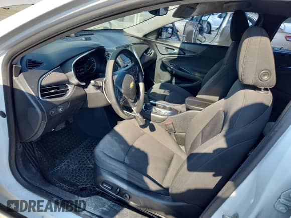 2018 Chevrolet Malibu LT с VIN 1G1ZD5ST3JF279645, выставлен на аукционе Copart как лот 81013025 с пробегом 151 422 миль миль и Списание • Salvage title. История ставок и продаж доступна на DreamBid. Изображение 7.