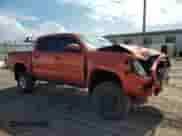 2017 Toyota Tacoma SR5 with VIN 3TMCZ5ANXHM083925, listed as a Copart auction lot 86180865 with 85,922 mi miles and Salvage title. Bid and sale history available at DreamBid. Image 4.