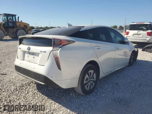 2018 Toyota Prius Two с VIN JTDKARFU4J3061386, выставлен на аукционе Copart как лот 48717375 с пробегом 112 010 миль миль и Списание • Salvage title. История ставок и продаж доступна на DreamBid. Изображение 3.