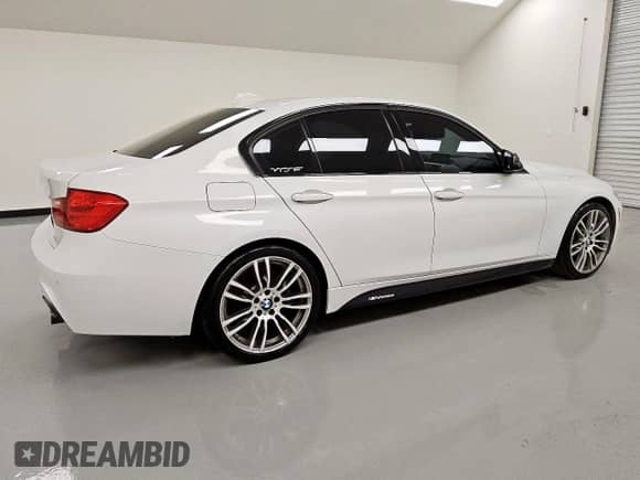 2014 BMW 3 Series 335i с VIN WBA3A9C5XEF479163, выставлен на аукционе Copart как лот 72051905 с пробегом 150 978 миль миль и Чистый • Clean title. История ставок и продаж доступна на DreamBid. Изображение 3.