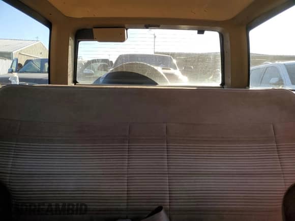 1994 Chevrolet Blazer LS с VIN 1GNDT13W3R2112198, выставлен на аукционе Copart как лот 46282215 с пробегом 226 677 миль миль и Чистый • Clean title. История ставок и продаж доступна на DreamBid. Изображение 10.