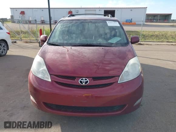 2010 Toyota Sienna XLE с VIN 5TDYK4CC6AS321792, выставлен на аукционе IAAI как лот 43475363 с пробегом 172 171 миль миль и . История ставок и продаж доступна на DreamBid. Изображение 12.