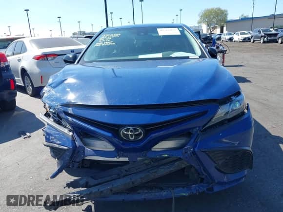 2023 Toyota Camry SE z VIN 4T1T11AK6PU158700, wystawiony jako IAAI lot #43312055 z przebiegiem 49 320 mil mil oraz . Historia ofert i sprzedaży dostępna na DreamBid. Obrazek 12.