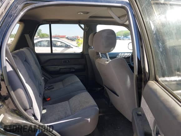 1998 Nissan Pathfinder XE with VIN JN8AR05Y8WW262724, listed as a IAAI auction lot 42009900 with 283,353 mi miles and . Bid and sale history available at DreamBid. Image 8.