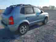 2006 Hyundai Tucson GL with VIN KM8JM12B26U250348, listed as a IAAI auction lot 43504432 with 223,846 mi miles and . Bid and sale history available at DreamBid. Image 4.