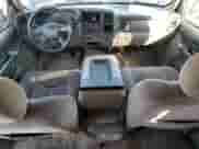 2003 Chevrolet Tahoe Special Service с VIN 1GNEK13V53J206434, выставлен на аукционе Copart как лот 43040335 с пробегом 292 423 миль миль и Списание • Salvage title. История ставок и продаж доступна на DreamBid. Изображение 8.