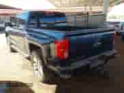 2018 Chevrolet Silverado 1500 LTZ z VIN 3GCUKSEC1JG495350, wystawiony jako IAAI lot #43318196 z przebiegiem 139 694 mil mil oraz . Historia ofert i sprzedaży dostępna na DreamBid. Obrazek 3.