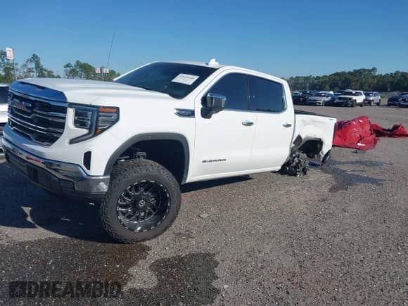 2024 GMC Sierra 1500 SLT с VIN 3GTUUDED9RG111597, выставлен на аукционе IAAI как лот 43054968 с пробегом 38 755 миль миль и . История ставок и продаж доступна на DreamBid. Изображение 2.