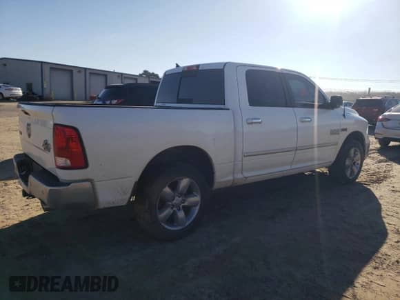 2016 Ram 1500 Big Horn z VIN 1C6RR7LM5GS115820, wystawiony jako Copart lot #44529045 z przebiegiem 160 603 mil mil oraz Szkoda całkowita • Salvage title. Historia ofert i sprzedaży dostępna na DreamBid. Obrazek 3.