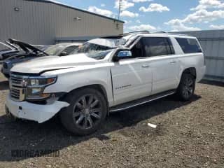 2019 Chevrolet Suburban Premier с VIN 1GNSKJKC9KR396466, выставлен на аукционе Copart как лот 70675495 с пробегом 128 532 миль миль и Списание • Salvage title. История ставок и продаж доступна на DreamBid. Изображение 1.
