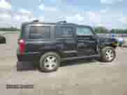2009 Jeep Commander Sport z VIN 1J8HG48K39C501268, wystawiony jako Copart lot #64312325 z przebiegiem 184 794 mil mil oraz Szkoda całkowita • Salvage title. Historia ofert i sprzedaży dostępna na DreamBid. Obrazek 3.