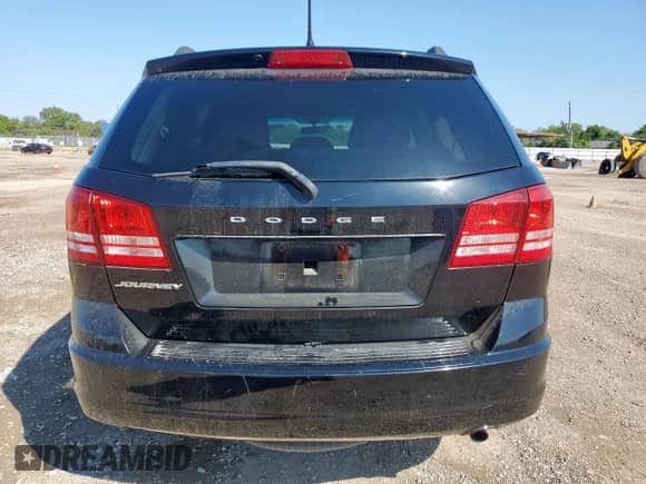 2018 Dodge Journey SE with VIN 3C4PDCAB1JT152331, listed as a Copart auction lot 71960535 with 124,538 mi miles and Salvage title. Bid and sale history available at DreamBid. Image 6.