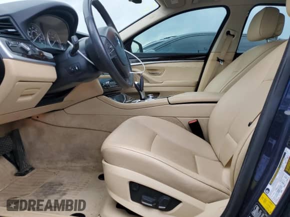 2013 BMW 5 Series 528i xDrive с VIN WBAXH5C59DD108009, выставлен на аукционе Copart как лот 90404235 с пробегом 101 868 миль миль и Чистый • Clean title. История ставок и продаж доступна на DreamBid. Изображение 7.