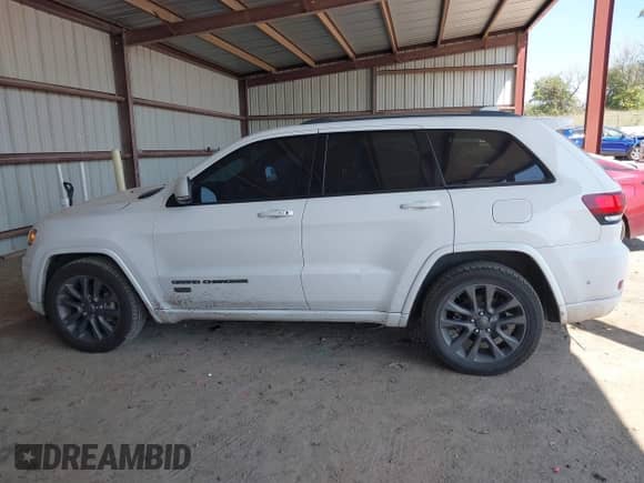 2017 Jeep Grand Cherokee Limited с VIN 1C4RJFBG0HC608838, выставлен на аукционе IAAI как лот 43044177 с пробегом 179 268 миль миль и . История ставок и продаж доступна на DreamBid. Изображение 14.