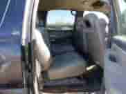 2002 Chevrolet Suburban Z71 with VIN 3GNFK16Z32G202949, listed as a IAAI auction lot 41637140 with 277,161 mi miles and . Bid and sale history available at DreamBid. Image 8.