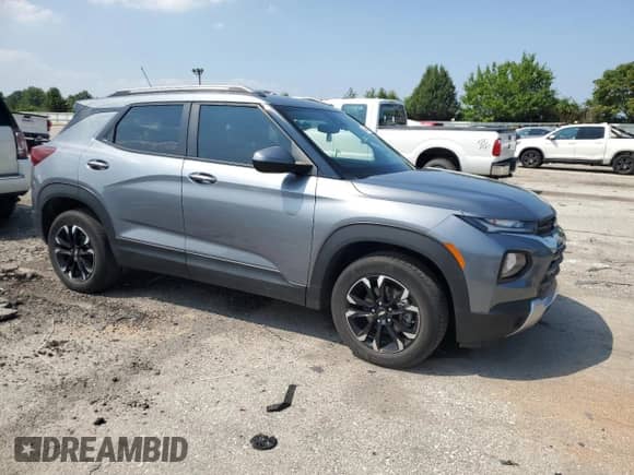 2022 Chevrolet TrailBlazer LT z VIN KL79MPSL3NB059287, wystawiony jako Copart lot #68646715 z przebiegiem Nie podano mil oraz Szkoda całkowita • Salvage title. Historia ofert i sprzedaży dostępna na DreamBid. Obrazek 4.