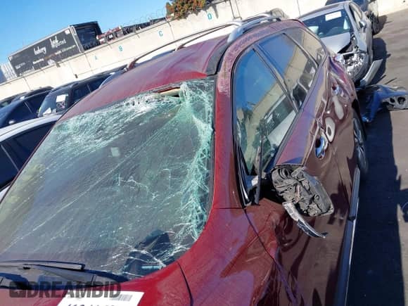 2019 Nissan Pathfinder SL with VIN 5N1DR2MN0KC641655, listed as a IAAI auction lot 41241625 with 95,545 mi miles and . Bid and sale history available at DreamBid. Image 6.