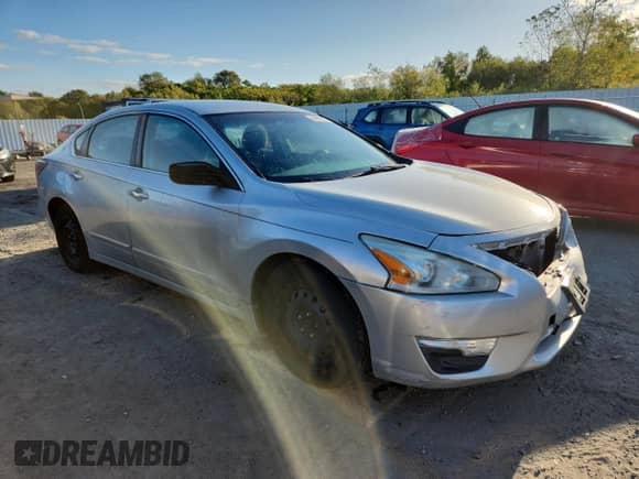 2015 Nissan Altima SV с VIN 1N4AL3AP9FC148573, выставлен на аукционе Copart как лот 84448535 с пробегом 153 169 миль миль и Чистый • Clean title. История ставок и продаж доступна на DreamBid. Изображение 4.