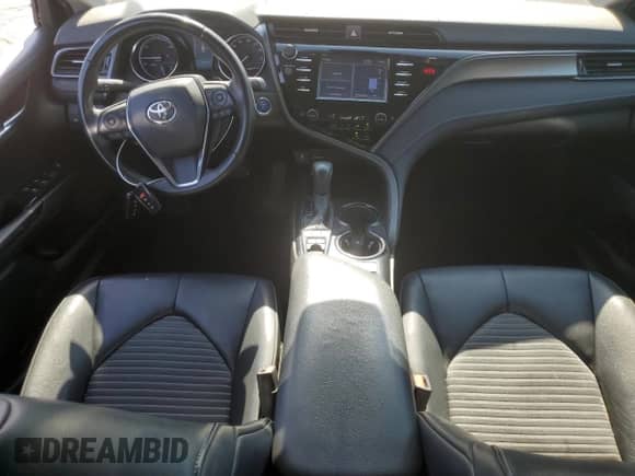 2019 Toyota Camry Hybrid LE с VIN 4T1B21HK7KU012992, выставлен на аукционе Copart как лот 71044625 с пробегом 77 417 миль миль и Списание • Salvage title. История ставок и продаж доступна на DreamBid. Изображение 8.