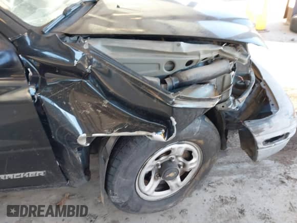 1999 Chevrolet Tracker с VIN 2CNBJ13CXX6912973, выставлен на аукционе IAAI как лот 41561979 с пробегом Не указан миль и . История ставок и продаж доступна на DreamBid. Изображение 6.