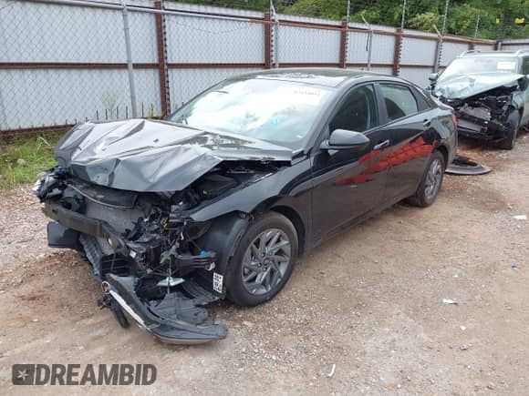 2024 Hyundai Elantra SEL с VIN KMHLM4DG6RU810475, выставлен на аукционе IAAI как лот 43134051 с пробегом 15 444 миль миль и . История ставок и продаж доступна на DreamBid. Изображение 2.