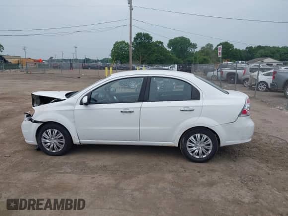 2009 Chevrolet Aveo 2LT с VIN KL1TG56E59B399005, выставлен на аукционе IAAI как лот 42504125 с пробегом Не указан миль и . История ставок и продаж доступна на DreamBid. Изображение 14.