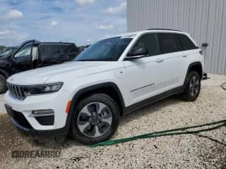 2024 Jeep Grand Cherokee with VIN 1C4RJYB66RC120496, listed as a Copart auction lot 80397215 with 43,275 mi miles and Clean title. Bid and sale history available at DreamBid. Image 1.