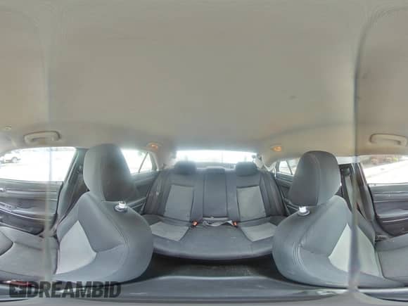 2020 Chrysler 300 Touring с VIN 2C3CCAAGXLH128336, выставлен на аукционе Copart как лот 51524345 с пробегом 81 132 миль миль и На запчасти • Non repairable. История ставок и продаж доступна на DreamBid. Изображение 15.