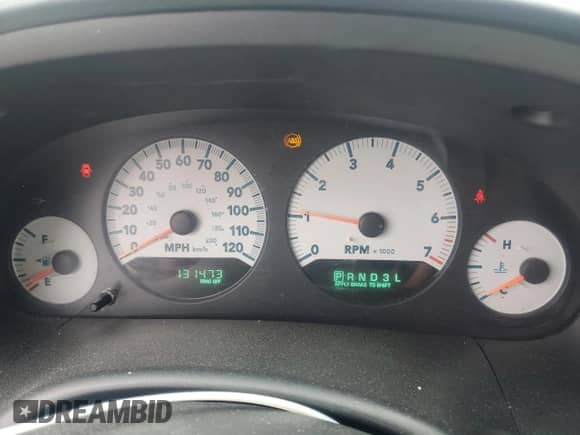 2006 Dodge Grand Caravan SXT with VIN 2D4GP44L26R699865, listed as a Copart auction lot 84731425 with 131,473 mi miles and Clean title. Bid and sale history available at DreamBid. Image 9.