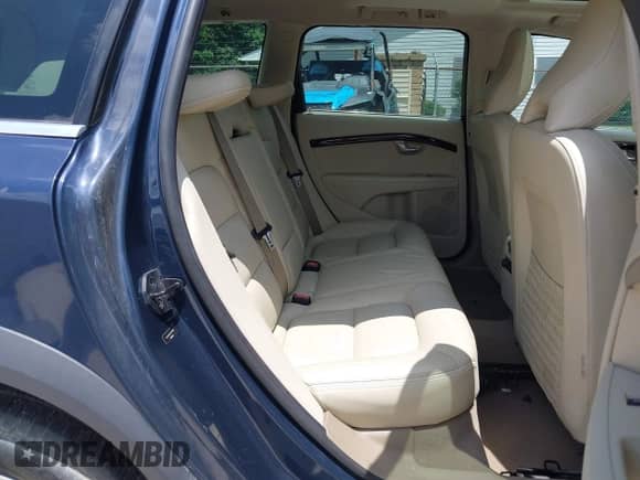 2012 Volvo XC70 3.2L with VIN YV4940BZ4C1126266, listed as a IAAI auction lot 42596541 with 66,241 mi miles and . Bid and sale history available at DreamBid. Image 8.