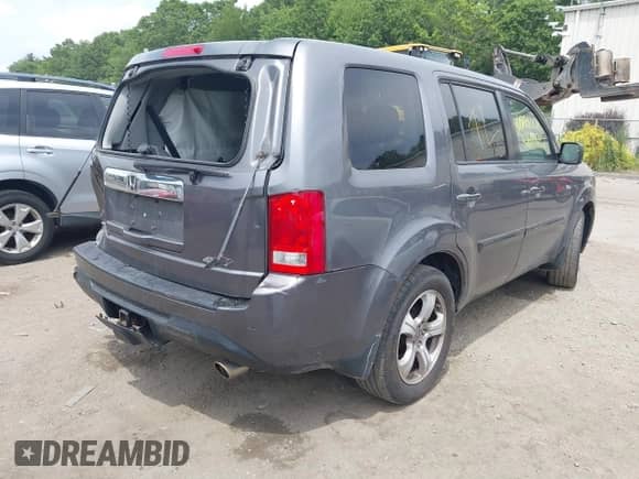 2014 Honda Pilot EX-L z VIN 5FNYF4H5XEB025361, wystawiony jako IAAI lot #42600092 z przebiegiem 169 019 mil mil oraz . Historia ofert i sprzedaży dostępna na DreamBid. Obrazek 4.