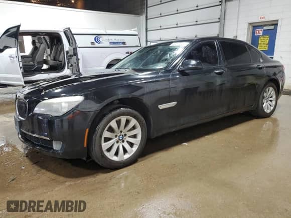 2010 BMW 7 Series 750Li xDrive with VIN WBAKC8C52AC431331, listed as a Copart auction lot 58871485 with 146,970 mi miles and Clean title. Bid and sale history available at DreamBid. Image 1.