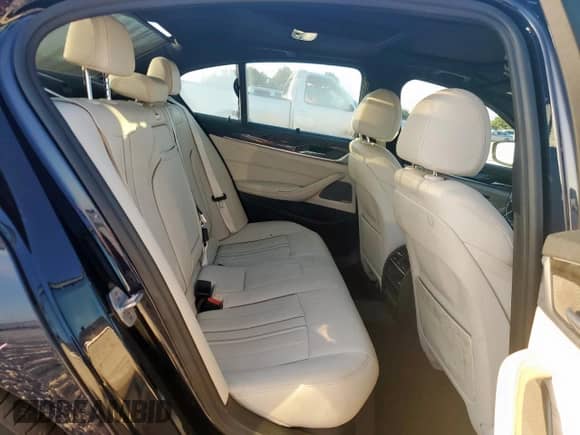 2019 BMW 5 Series 530e with VIN WBAJA9C51KB391757, listed as a Copart auction lot 68976115 with 64,597 mi miles and Clean title. Bid and sale history available at DreamBid. Image 10.