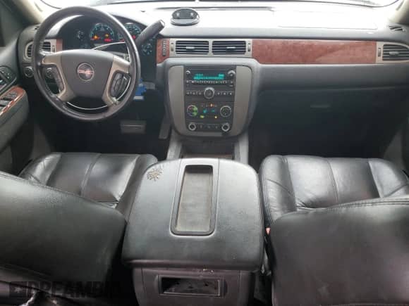 2010 GMC Sierra 1500 SLT с VIN 3GTRKWE3XAG183055, выставлен на аукционе Copart как лот 81366215 с пробегом 137 324 миль миль и Списание • Salvage title. История ставок и продаж доступна на DreamBid. Изображение 8.