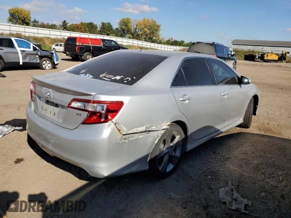 2012 Toyota Camry XLE with VIN 4T1BK1FK8CU504273, listed as a Copart auction lot 86262315 with 241,310 mi miles and Clean title. Bid and sale history available at DreamBid. Image 3.