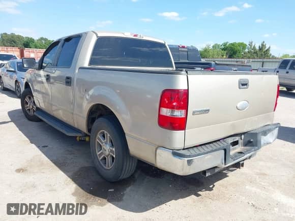 2007 Ford F-150 XLT с VIN 1FTPW12V77FA34682, выставлен на аукционе IAAI как лот 42032105 с пробегом 185 433 миль миль и . История ставок и продаж доступна на DreamBid. Изображение 3.