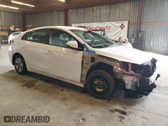 2019 Hyundai Ioniq Blue с VIN KMHC65LCXKU180321, выставлен на аукционе Copart как лот 44414595 с пробегом 135 283 миль миль и Списание • Salvage title. История ставок и продаж доступна на DreamBid. Изображение 4.