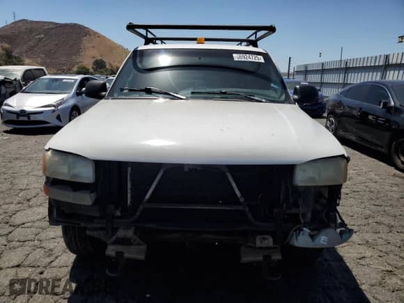 2000 GMC Sierra 1500 SL с VIN 1GTEC14W0YZ159433, выставлен на аукционе Copart как лот 66924725 с пробегом 333 382 миль миль и Списание • Salvage title. История ставок и продаж доступна на DreamBid. Изображение 5.