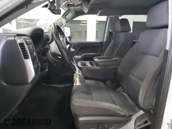 2018 Chevrolet Silverado 1500 LT z VIN 1GCUKREC3JF190703, wystawiony jako Copart lot #66264765 z przebiegiem 75 552 mil mil oraz Szkoda całkowita • Salvage title. Historia ofert i sprzedaży dostępna na DreamBid. Obrazek 7.