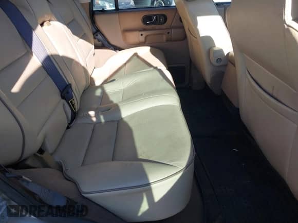 2000 Land Rover Discovery Cloth с VIN SALTY1247YA249969, выставлен на аукционе IAAI как лот 42246445 с пробегом 188 643 миль миль и . История ставок и продаж доступна на DreamBid. Изображение 8.