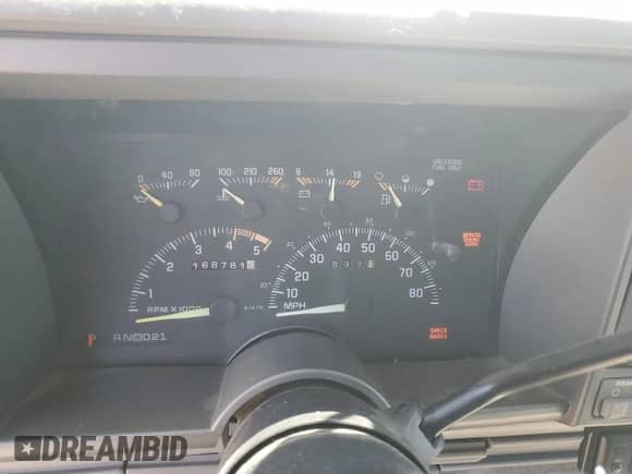 1994 Chevrolet Suburban with VIN 1GNEC16K9RJ420947, listed as a Copart auction lot 55698235 with 168,781 mi miles and Salvage title. Bid and sale history available at DreamBid. Image 9.