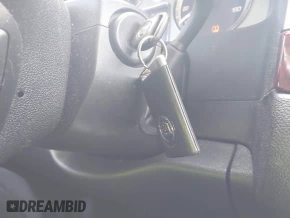 2011 Cadillac Escalade ESV Premium z VIN 1GYS4JEF5BR377335, wystawiony jako IAAI lot #41820043 z przebiegiem 181 619 mil mil oraz . Historia ofert i sprzedaży dostępna na DreamBid. Obrazek 11.